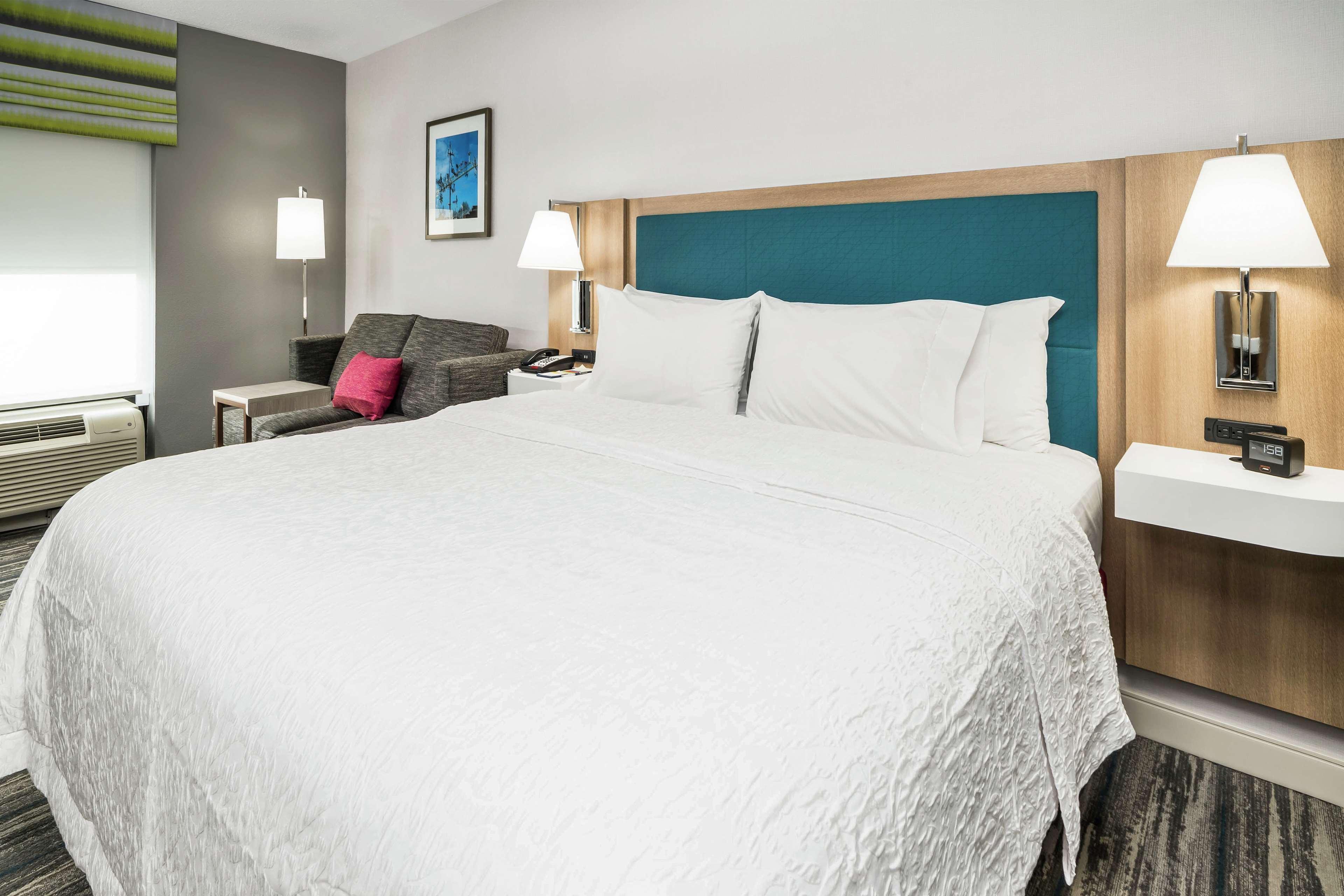 Hampton Inn Wilson Downtown Exteriör bild