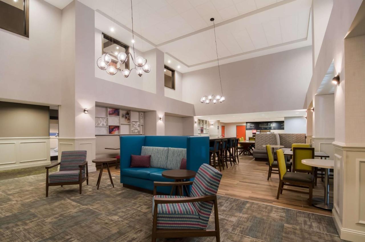 Hampton Inn Wilson Downtown Exteriör bild