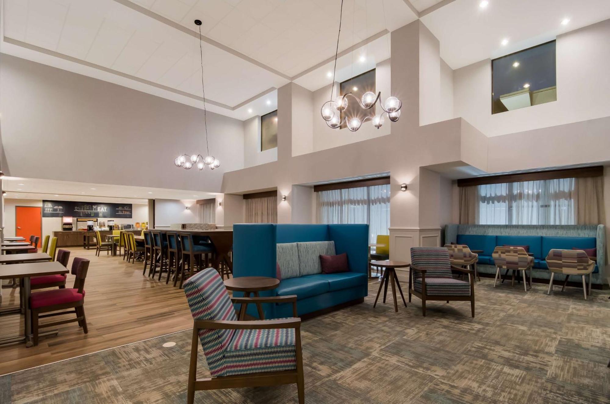 Hampton Inn Wilson Downtown Exteriör bild
